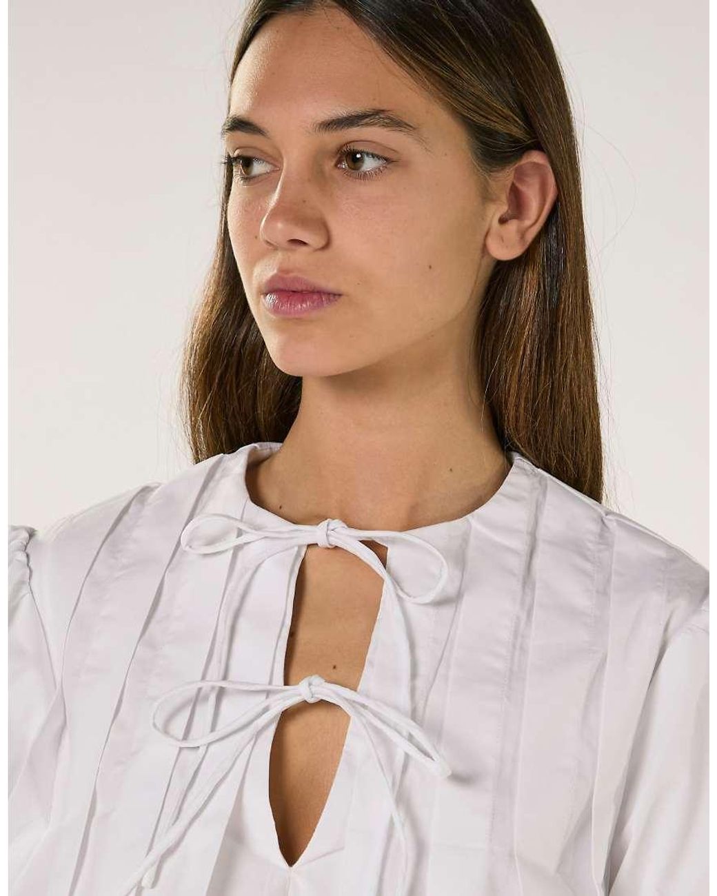 Glamorous White Front Pleated Blouse