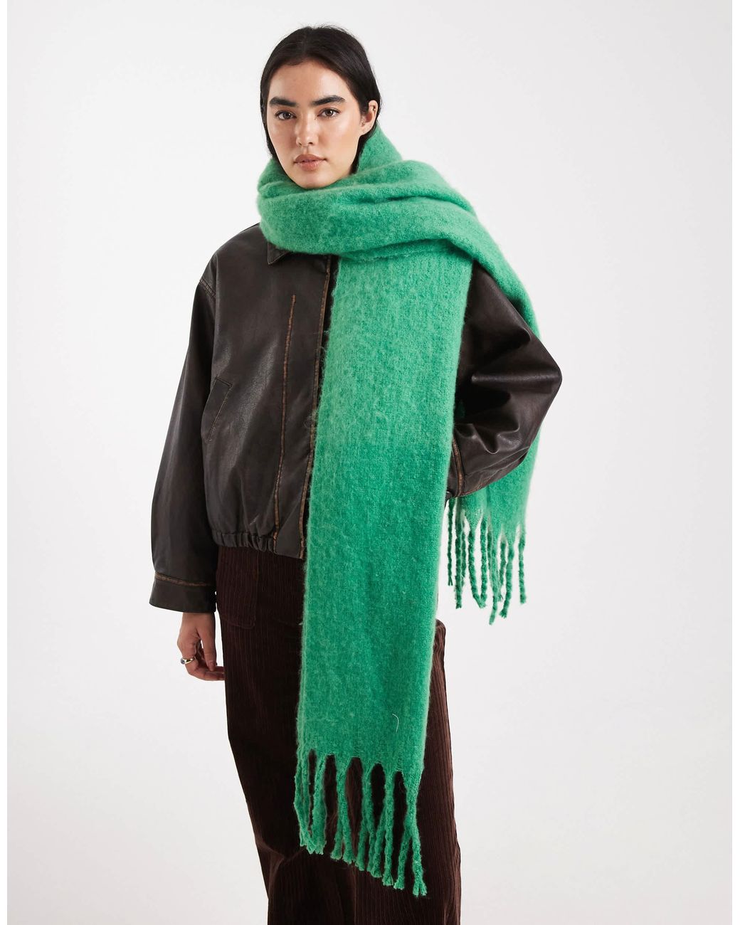 Threadbare Green – klobiger deckenschal