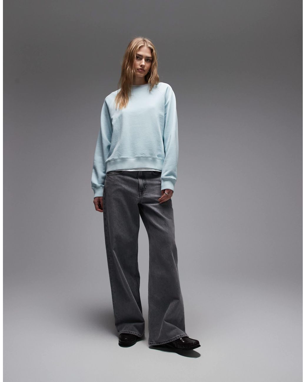 Sweat ras ARKET en coloris Gray