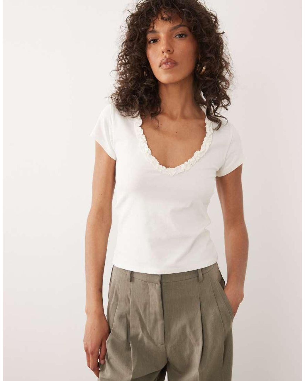 Miss Selfridge White V-front T-shirt With Ruffle Detail