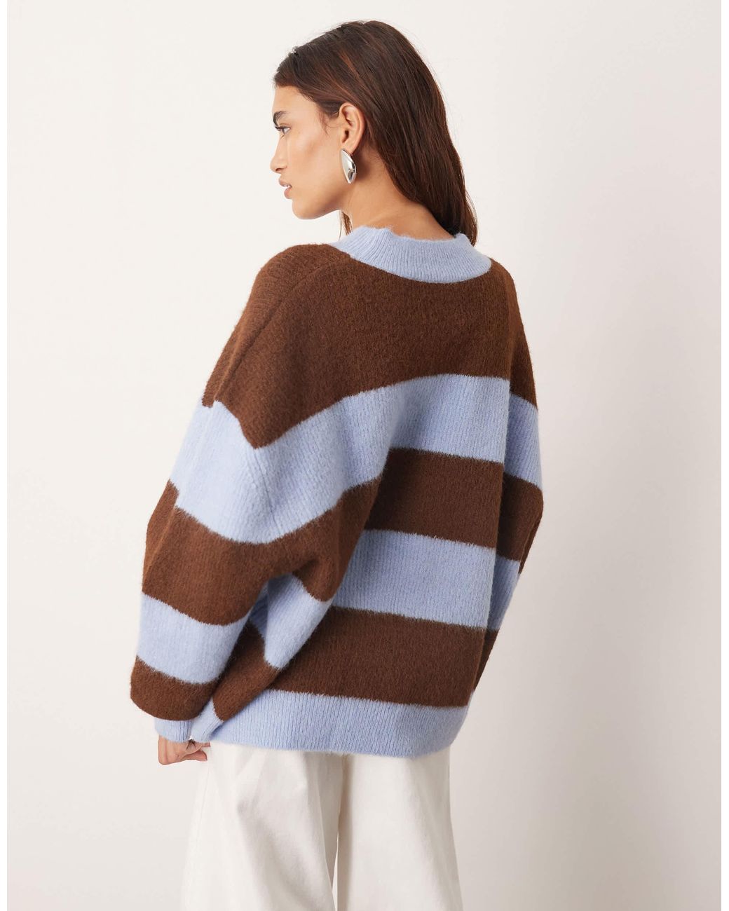 ARRANGE Brown – gestreifter oversize-strickpullover