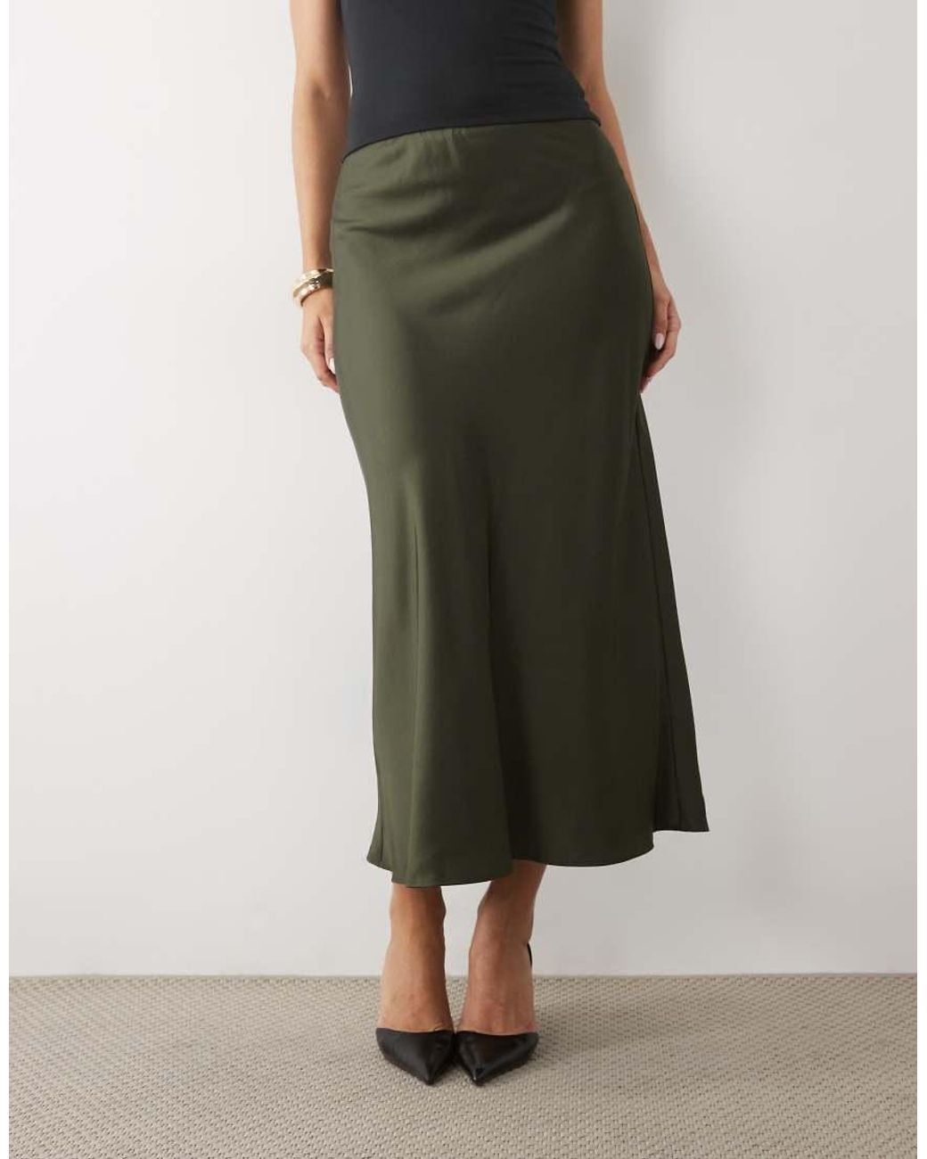 Nobody's Child Green Eton Satin Mid Rise Elasticated Waist Midi Skirt