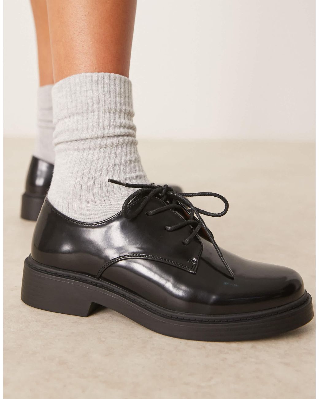 Chaussures derbies à lacets Glamorous en coloris Natural
