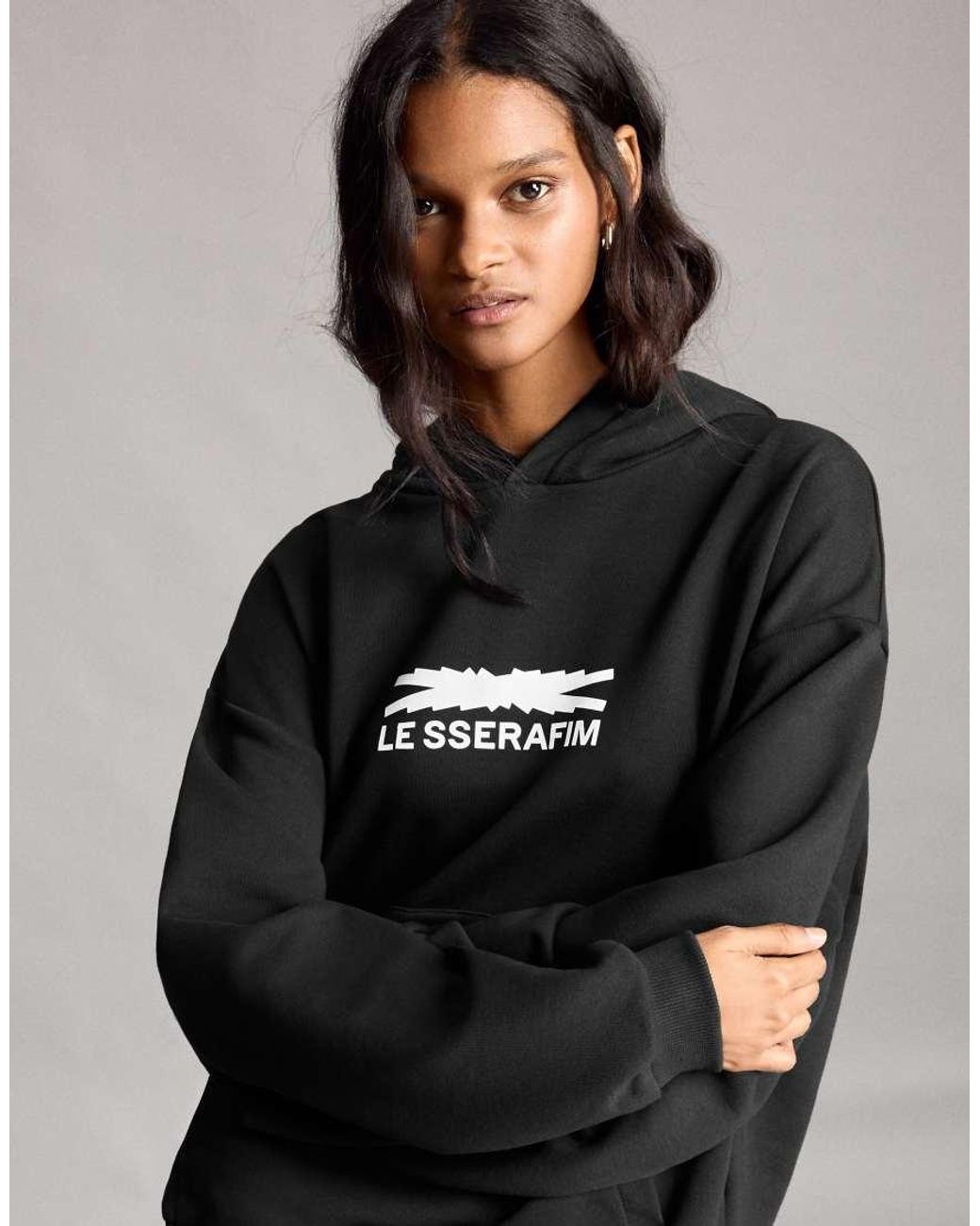 Bershka Black Le Sserafim Oversize Hood Sweatshirt