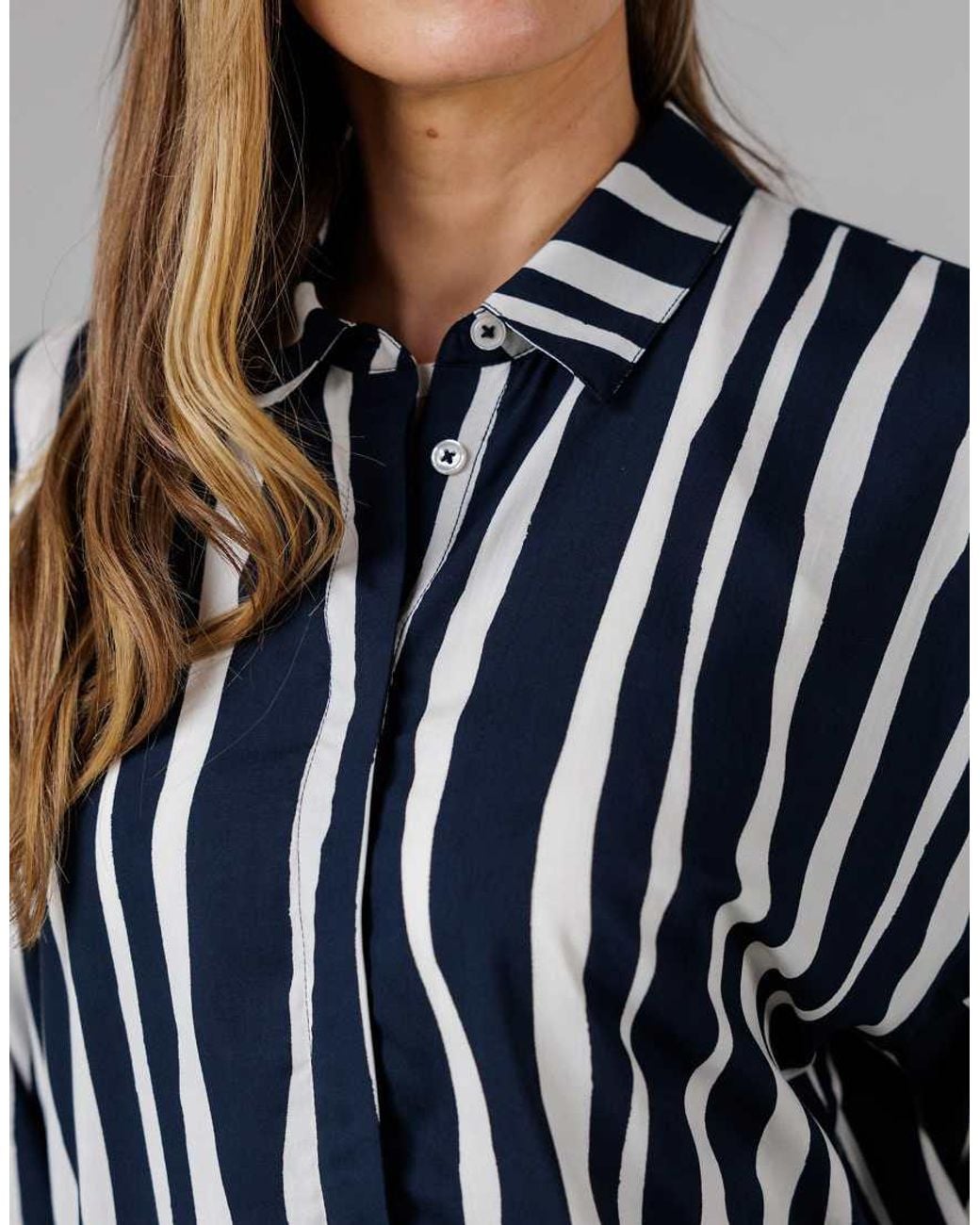 French Connection Gray Vertical Stripe Oversized Button-Up 3/4 Length Sleeve Shirt