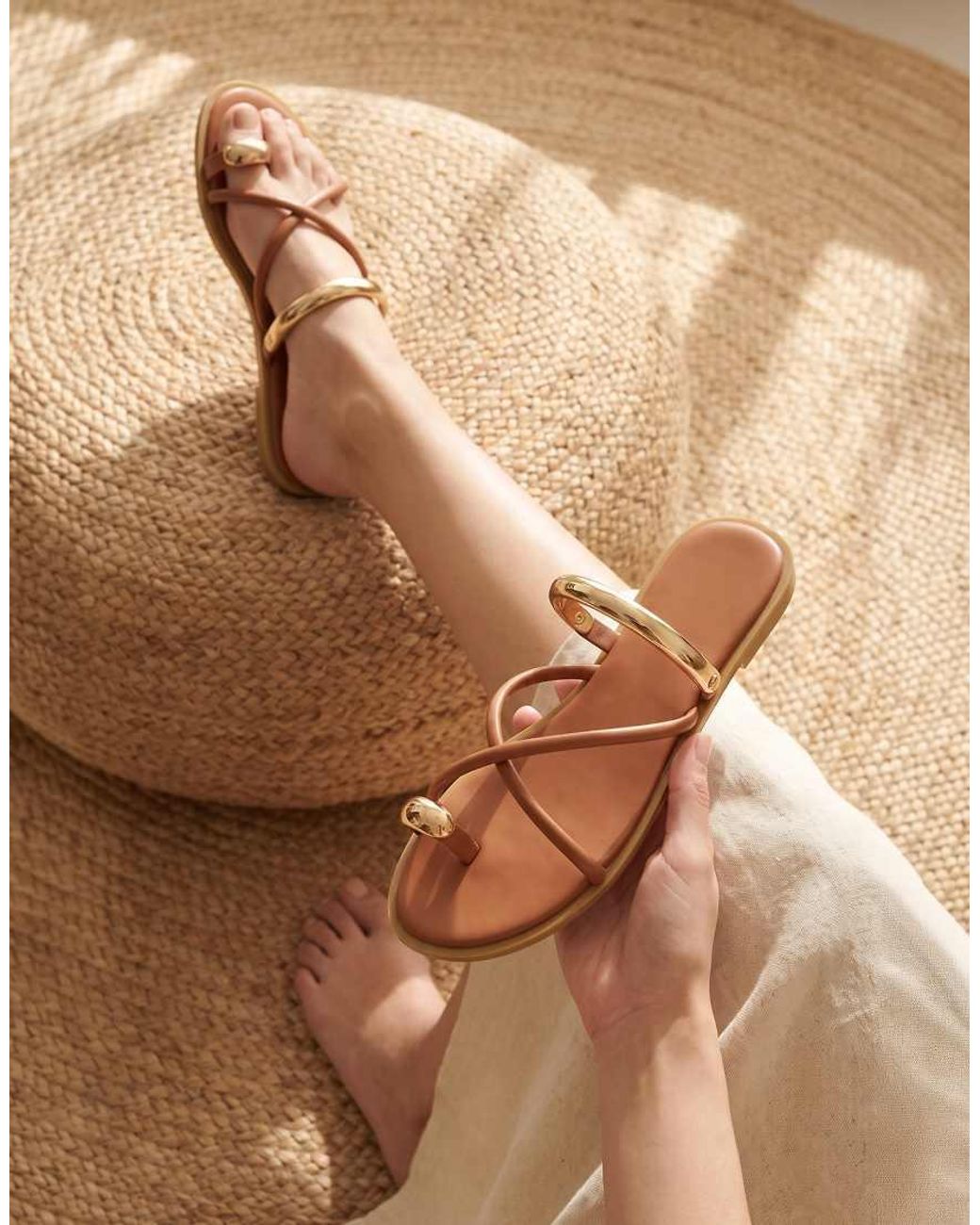 SEQWL Brown Slip On Flat Sandals With Strappy Toe Loop And Oval Detail