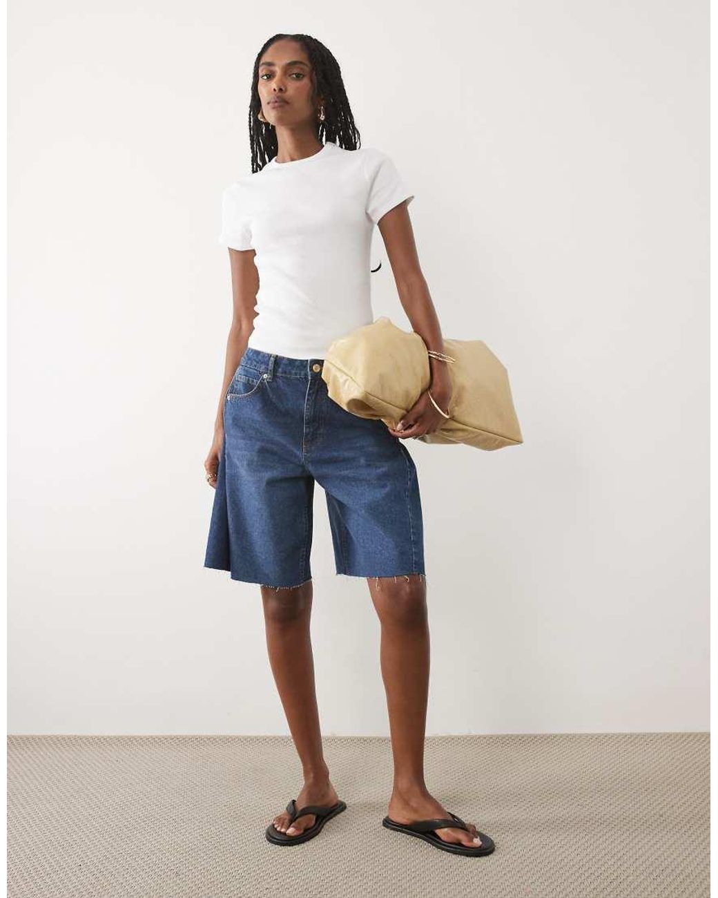Abercrombie & Fitch White Short Sleeve Seamless Baby Tee