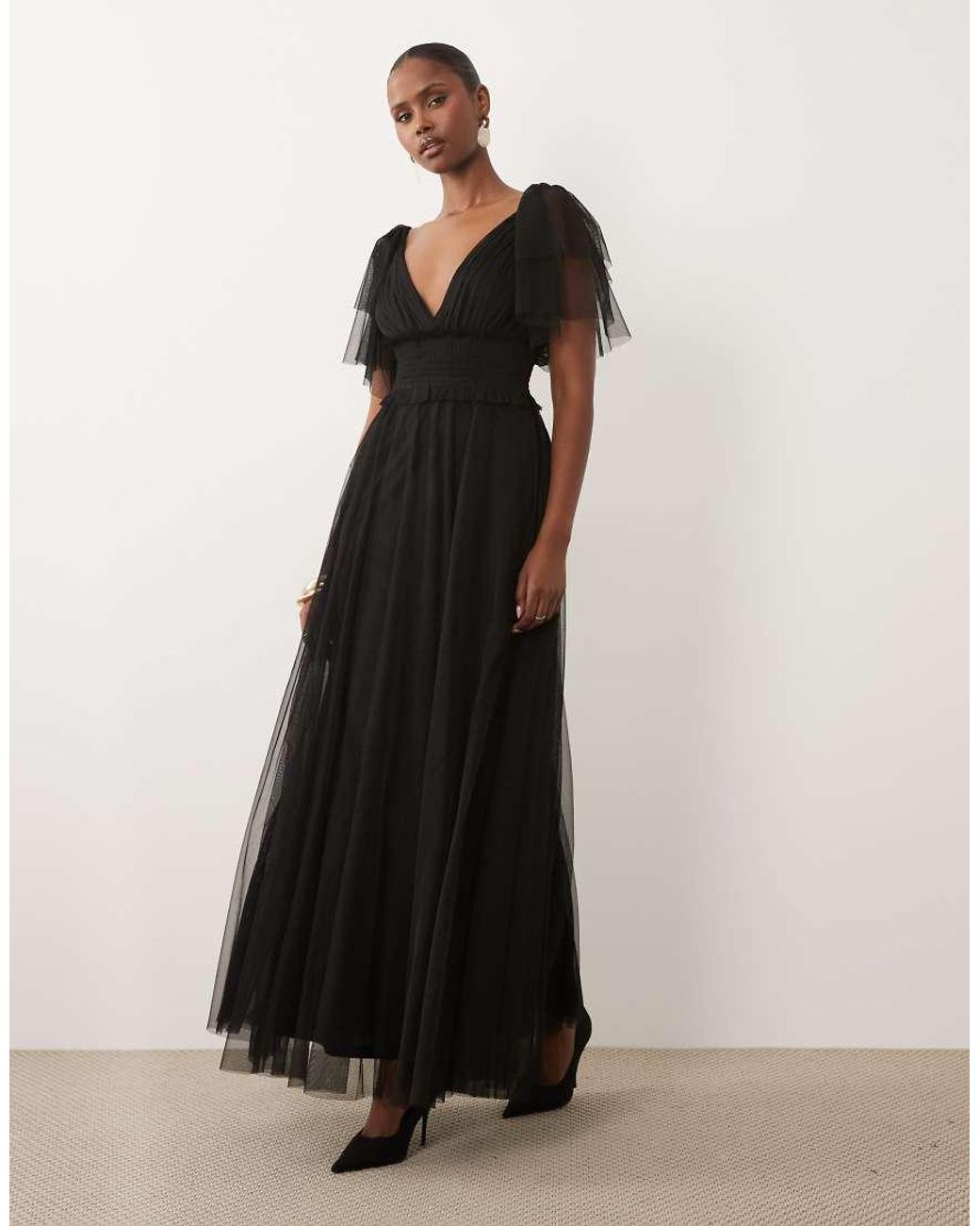 LACE & BEADS Black Bridesmaid Mesh Shirred Waist V Neck Flutter Sleeve Maxi Dress