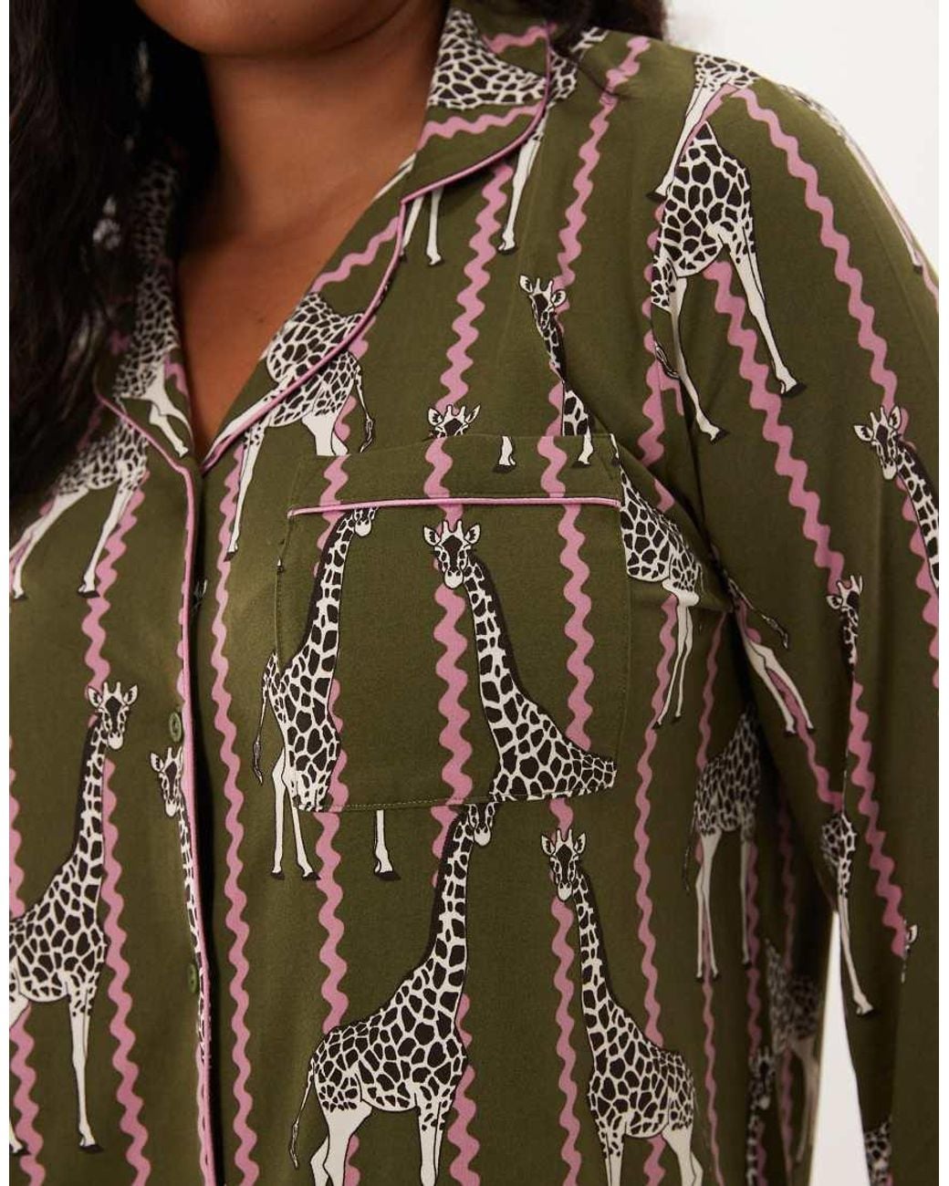 Chelsea Peers Green Curve Super Soft Button-up Pyjama Set