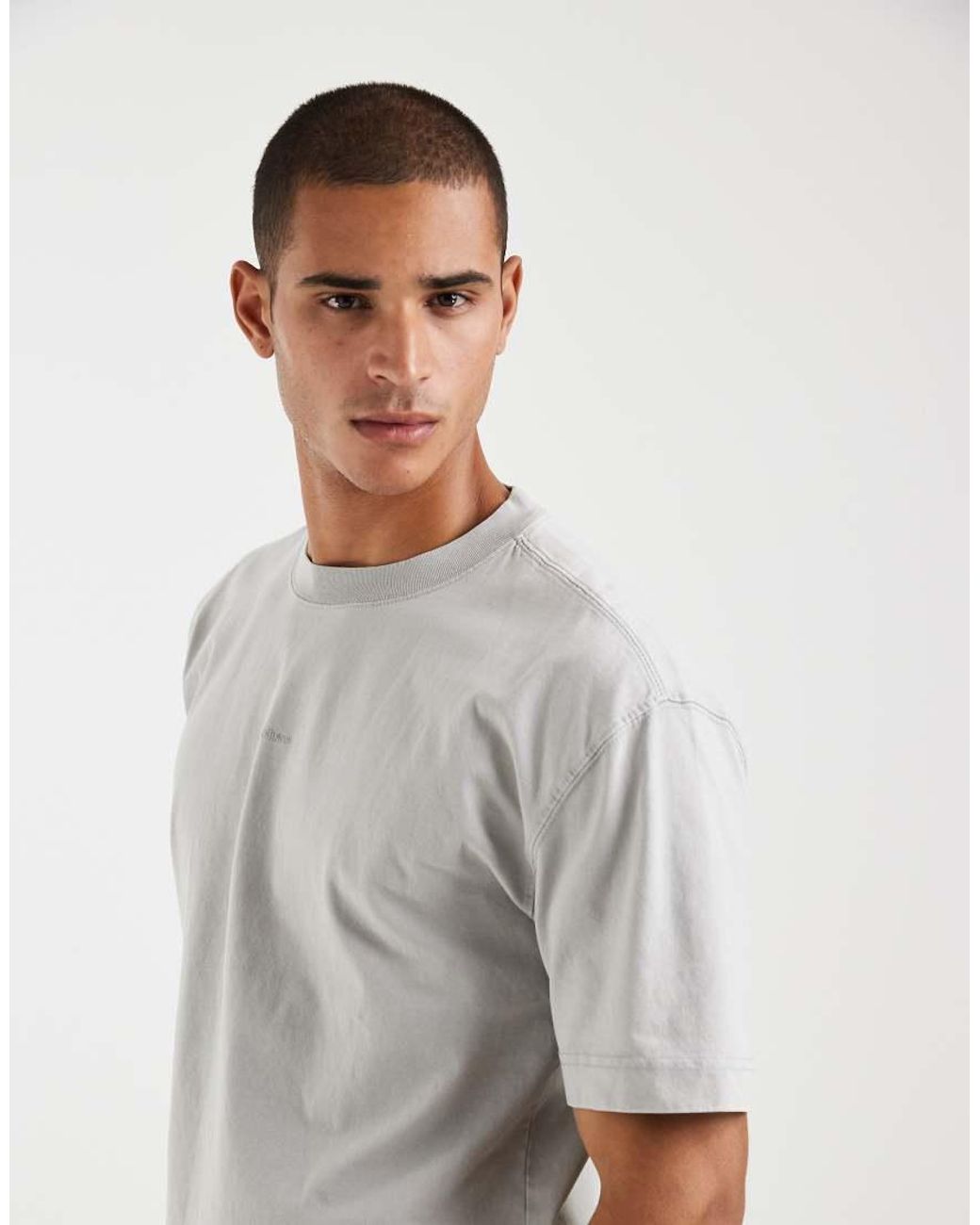 Hollister Gray Chest Logo T-shirt for men