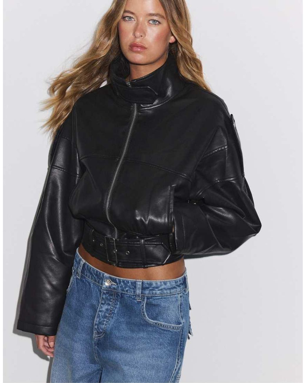 Stradivarius Cropped Jack Met Riem in het Blue