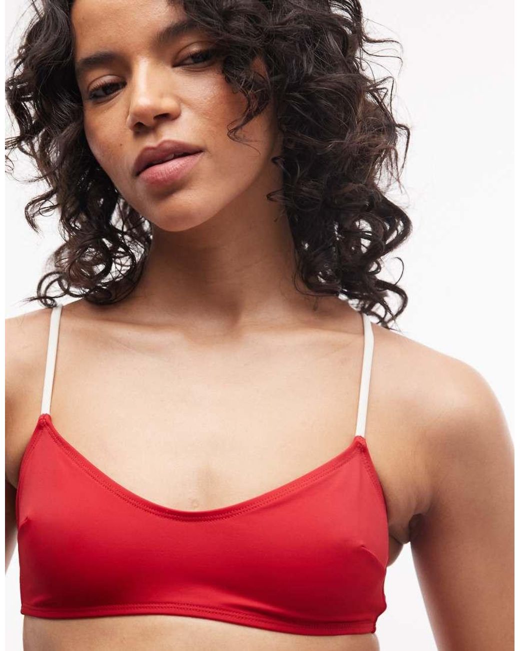 Cecelie di ASOS in Red