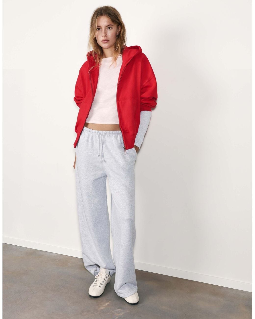 Sweat à capuche zippé Pull&Bear en coloris Red