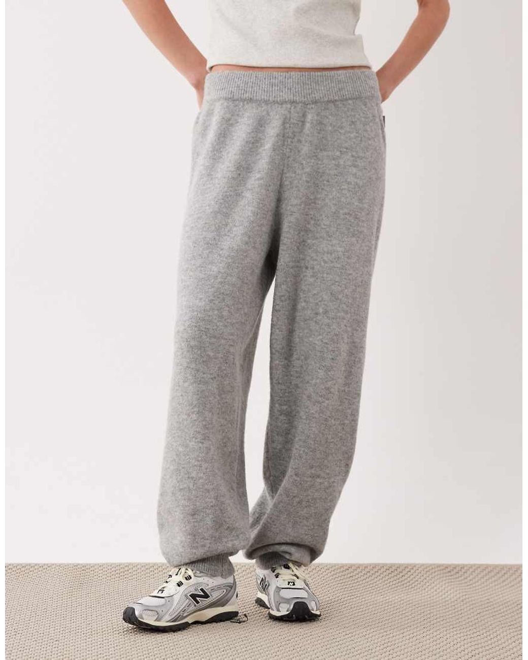 Calvin Klein Gray Lounge Slim-Leg Plush-Terry Jogging Bottoms
