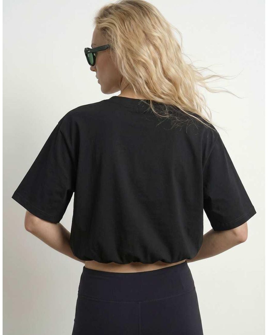 HYPEDROP Multicolor Cropped T-shirt
