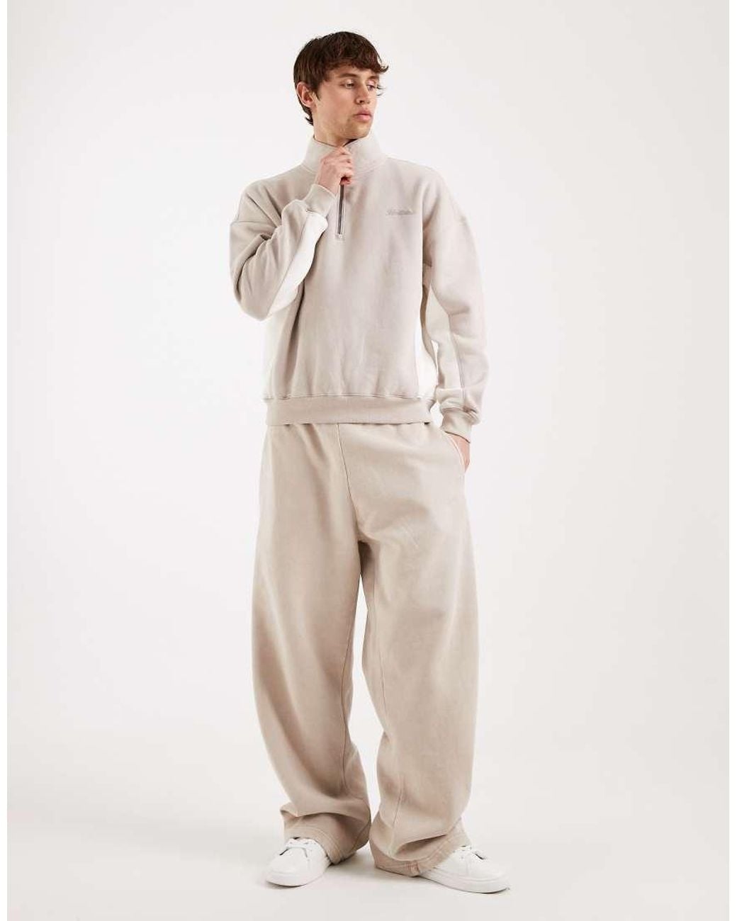 Hollister Natural Boxy 1/4 Zip Sweatshirt for men