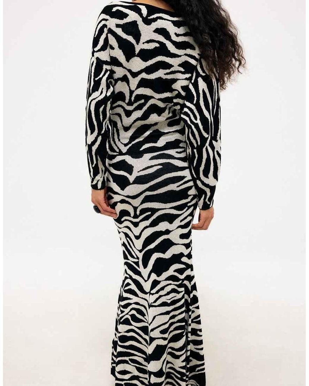 NA-KD White Knitted Jacquard Batwing Maxi Dress
