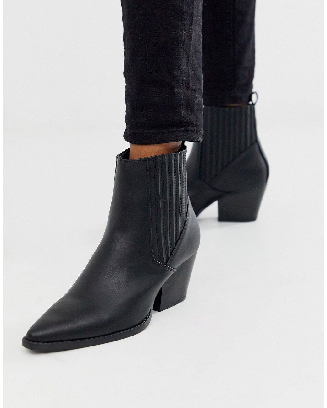 mid heel chelsea boots