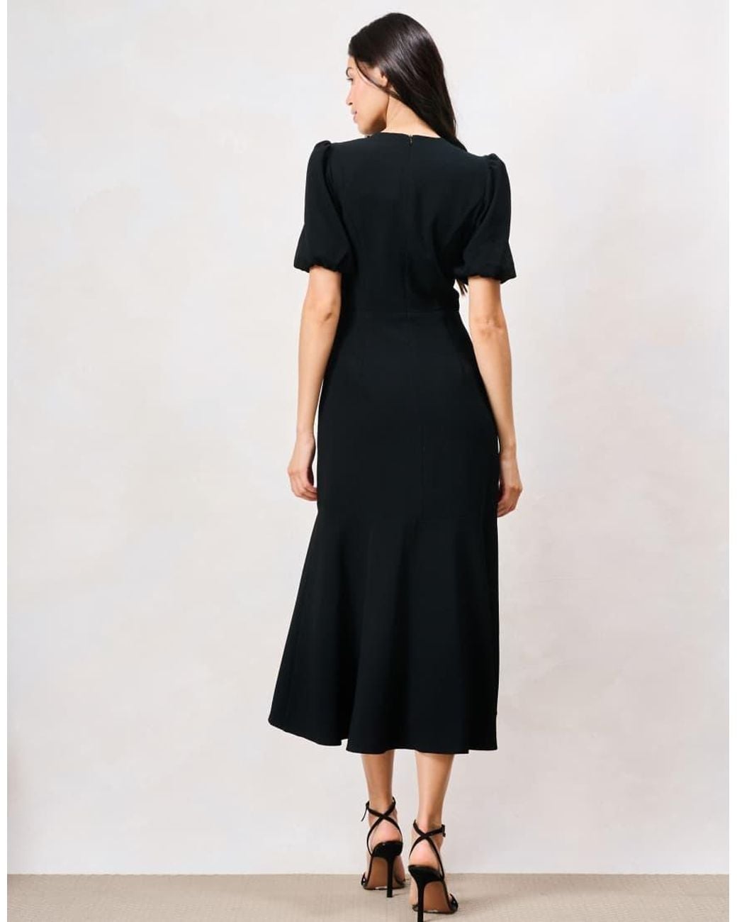 Hope & Ivy Black The Sutton Puff Sleeve Midi Dress With Dimond Trim Detailing