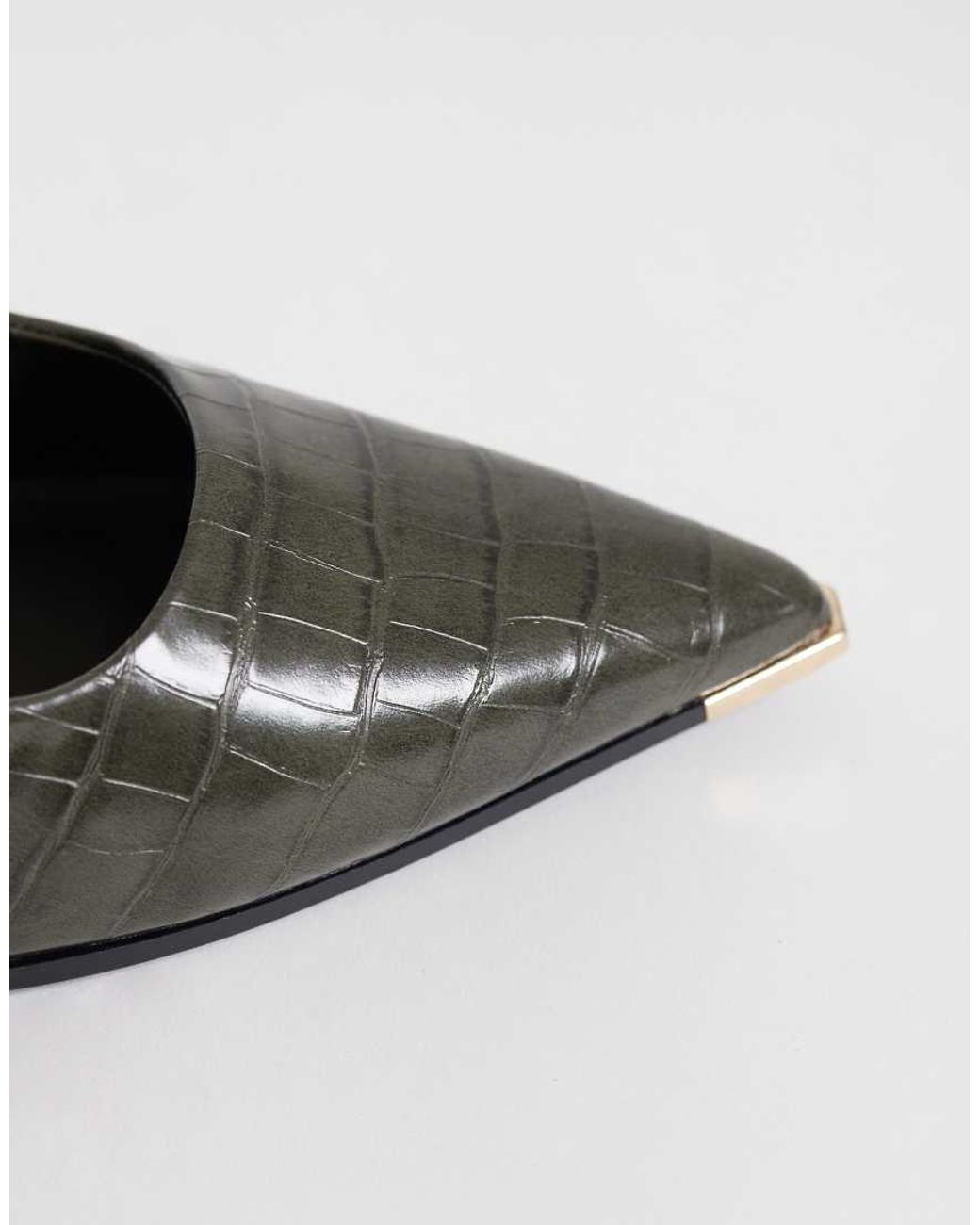 SEQWL Green Pumps With Gold Detail
