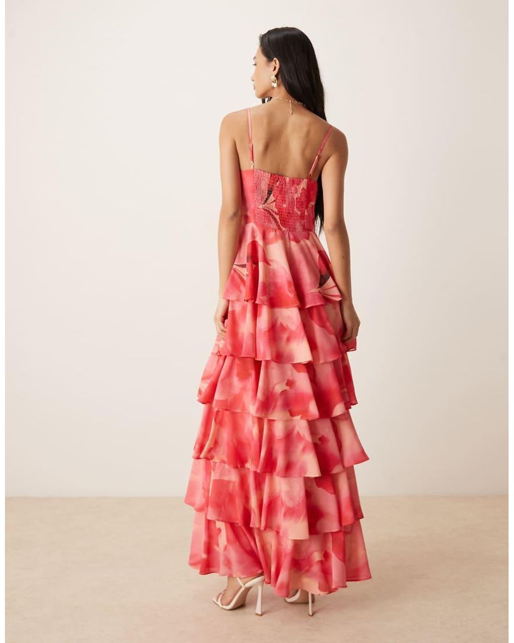 Pretty Lavish Madison in het Red