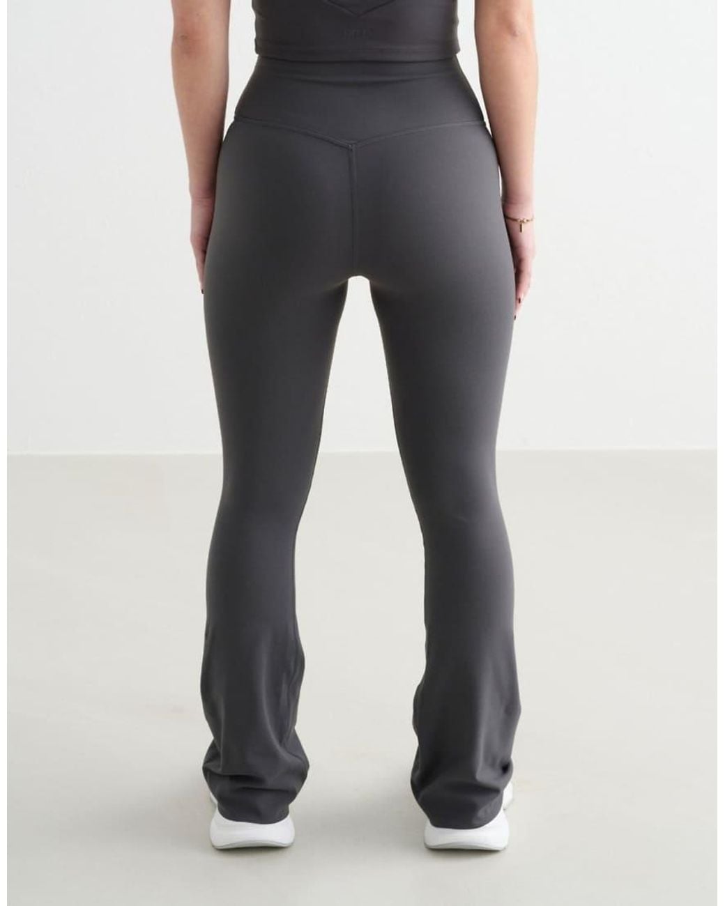 Aim'n Black Shadow Sense Flare Petite Tights
