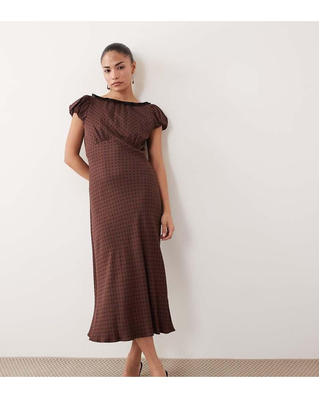 Nobody's Child Petite Brown Marianna Boat Neck Puff Sleeve Midi Dress