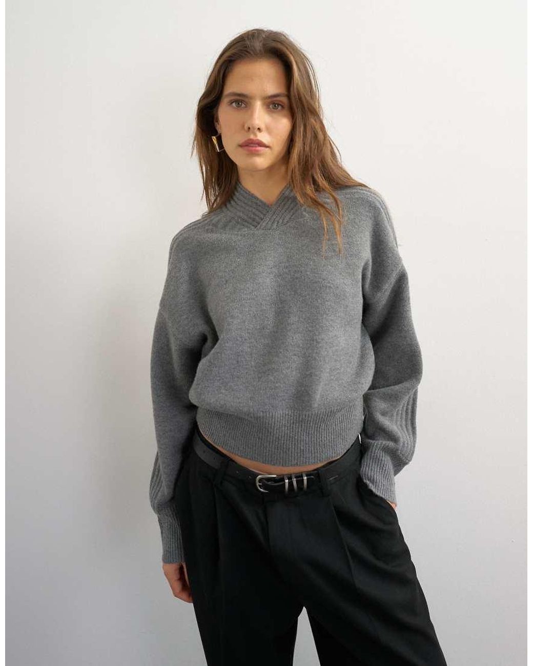 TOPSHOP Gray Knitted High V Ottoman Stitch Jumper