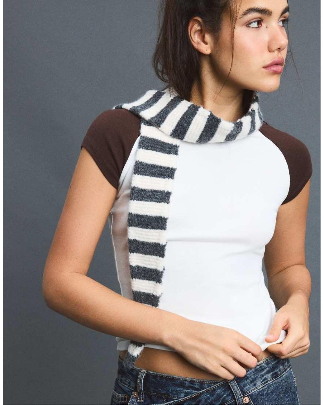 Stradivarius White Knitted Triangular Scarf