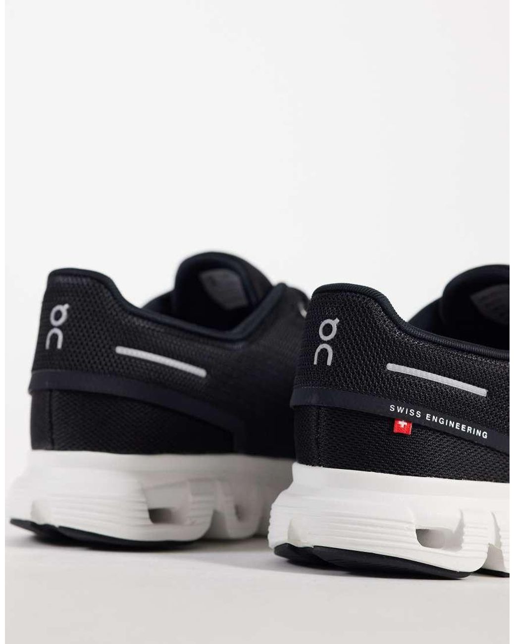 On Shoes White Cloud 6 All Day Trainers for men