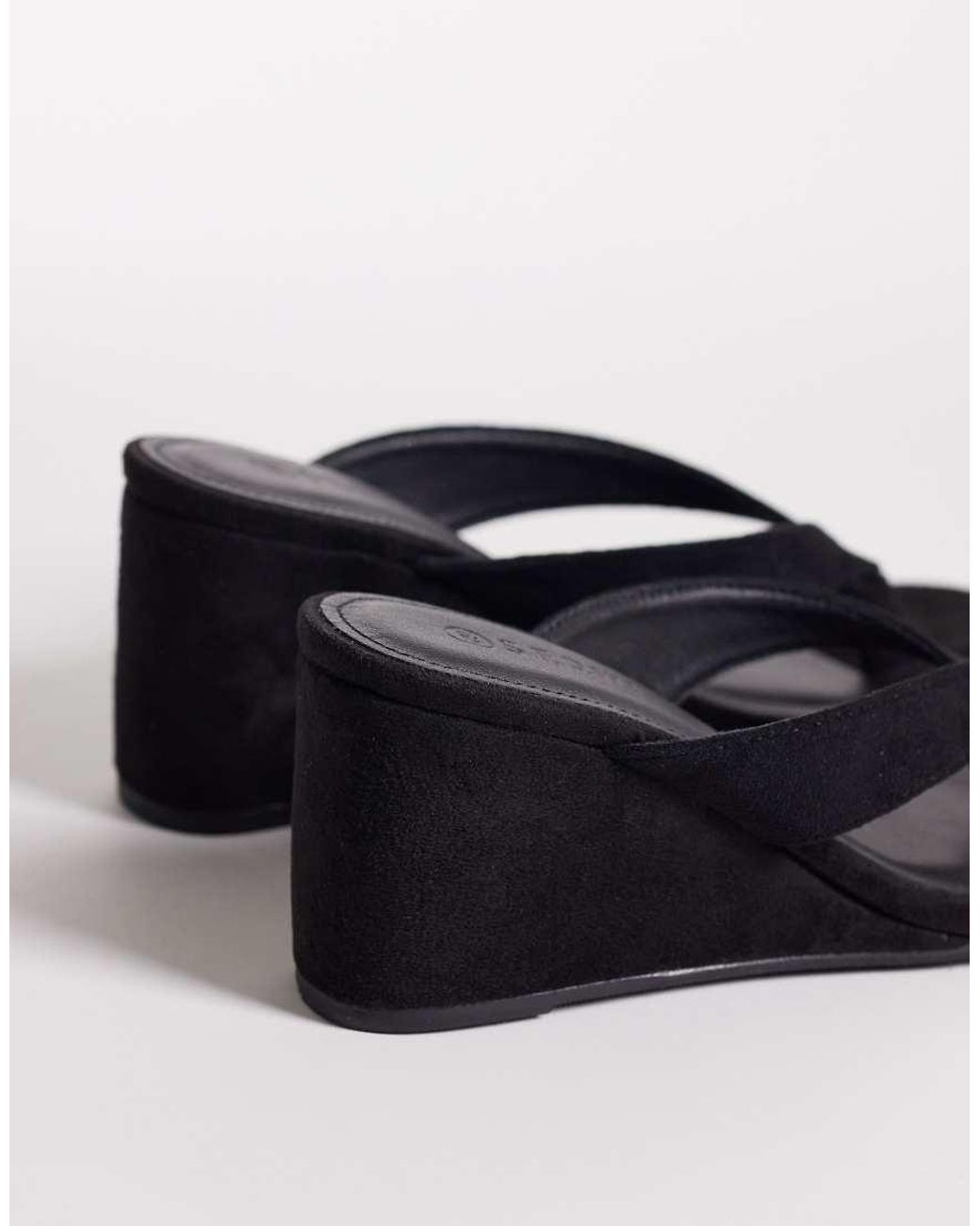 Ines di SEQWL in Black