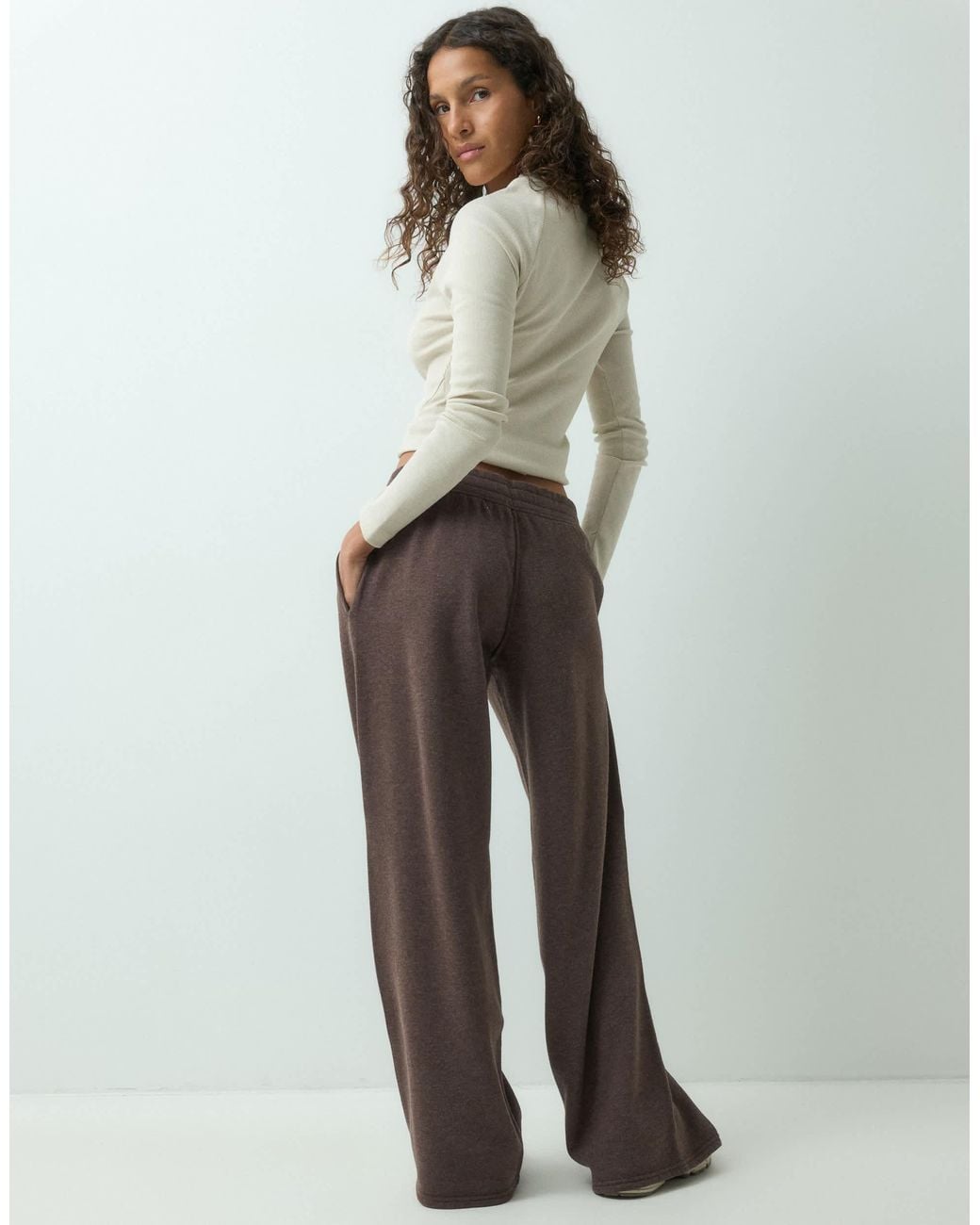 Hollister Low Rise baggy joggers in Brown | Lyst