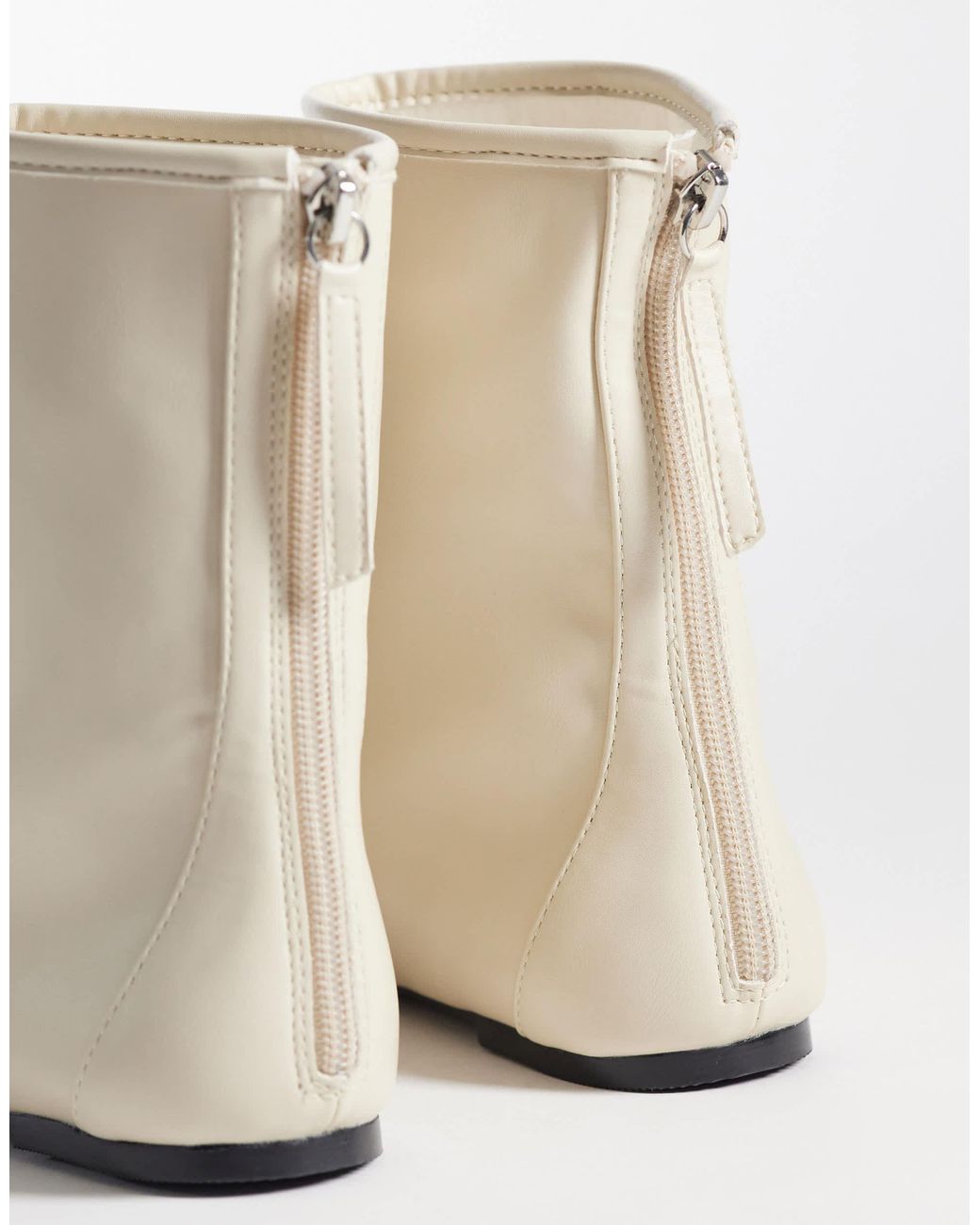 SEQWL White – raffinierte stiefeletten