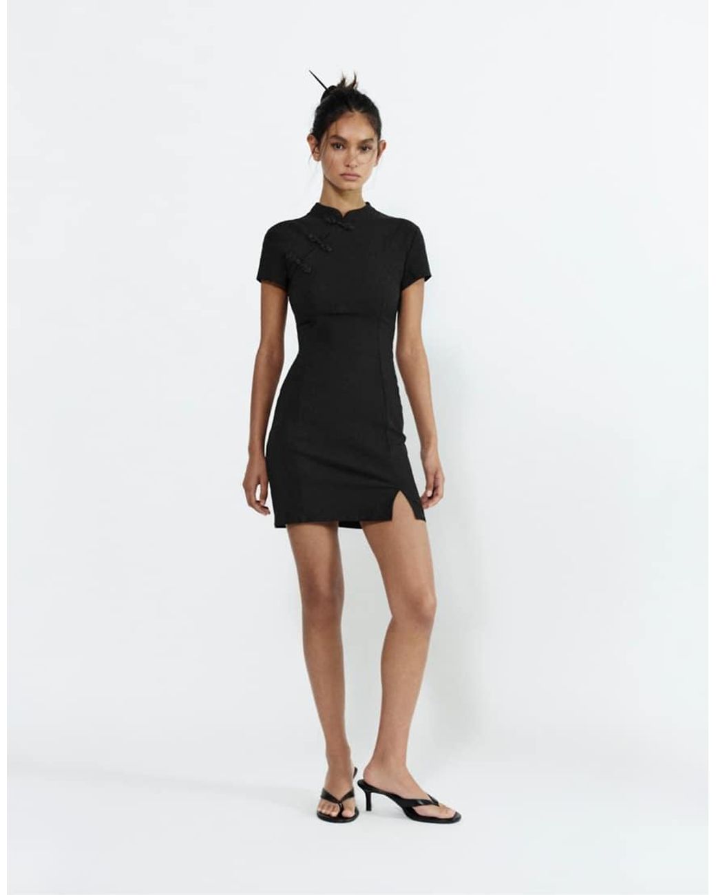 Pull&Bear Black Short Knotted Button Dress