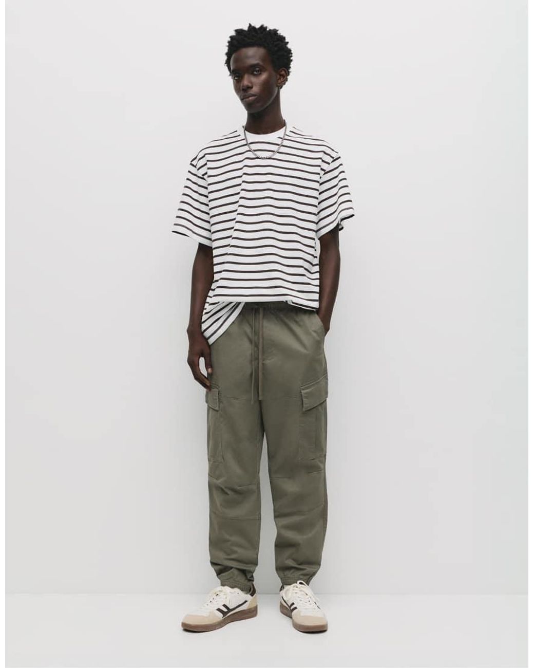 Joggers Cargo Kaki di Pull&Bear in White da Uomo