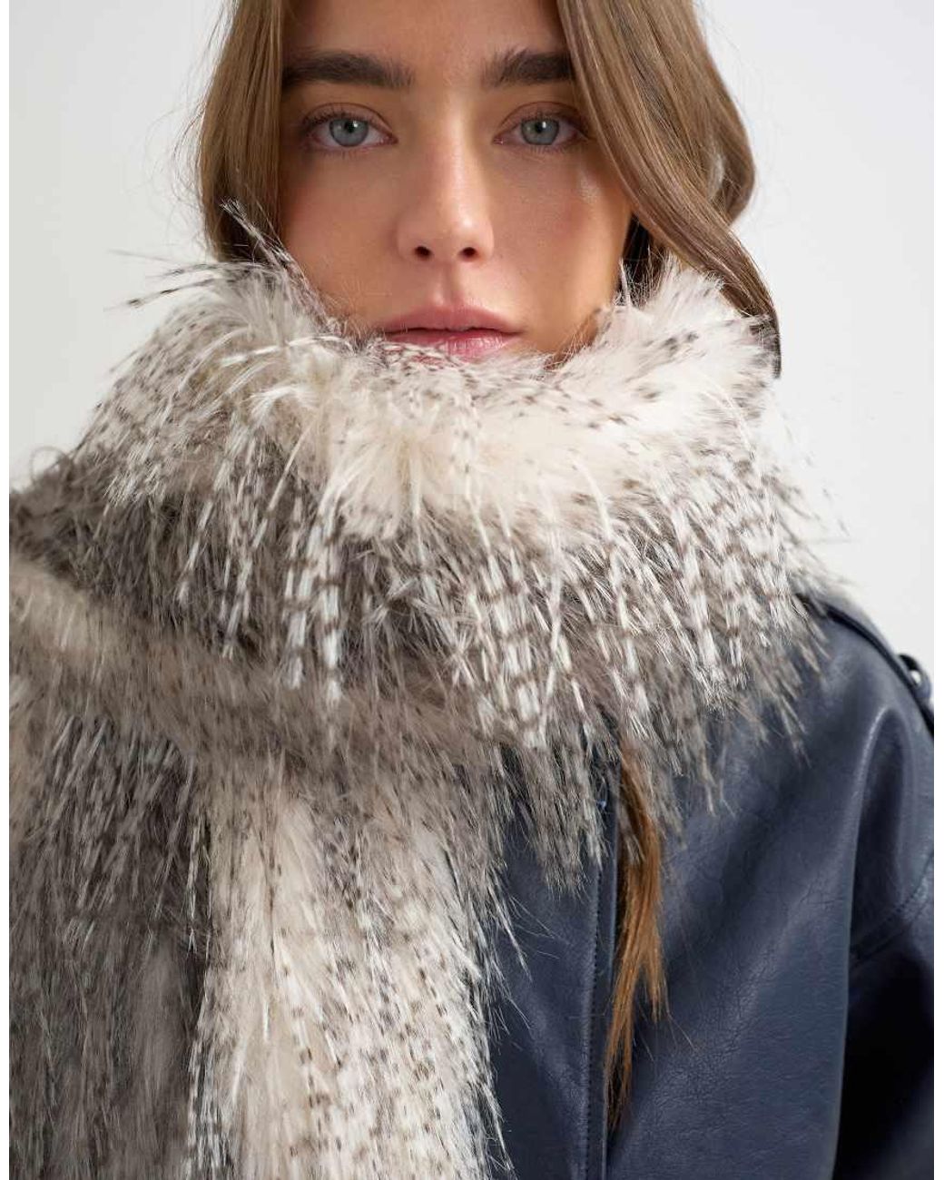 TOPSHOP Blue Sandy Wispy Faux Fur Scarf