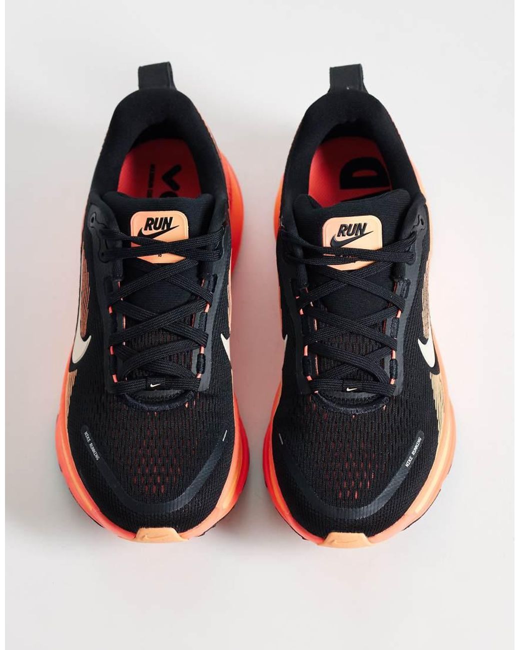 Nike Black Vomero 18 Trainers