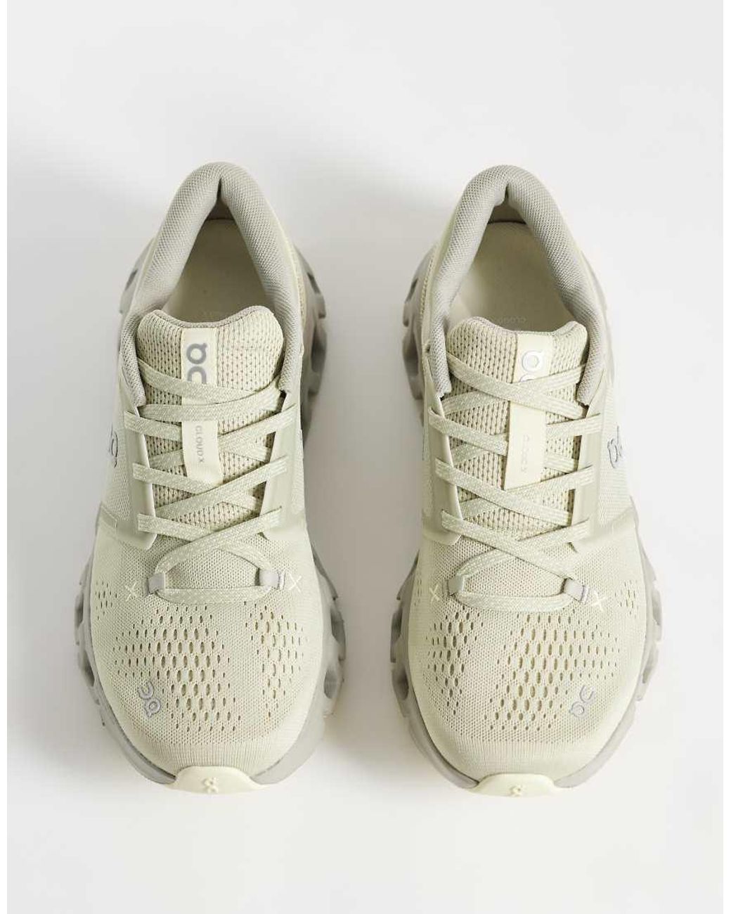 On Shoes Natural Cloud X 5 Training Trainers