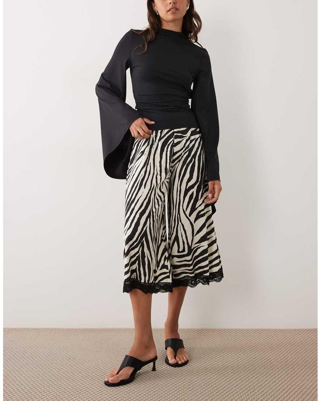 Miss Selfridge Black Wide Leg Culotte With Lace Trim