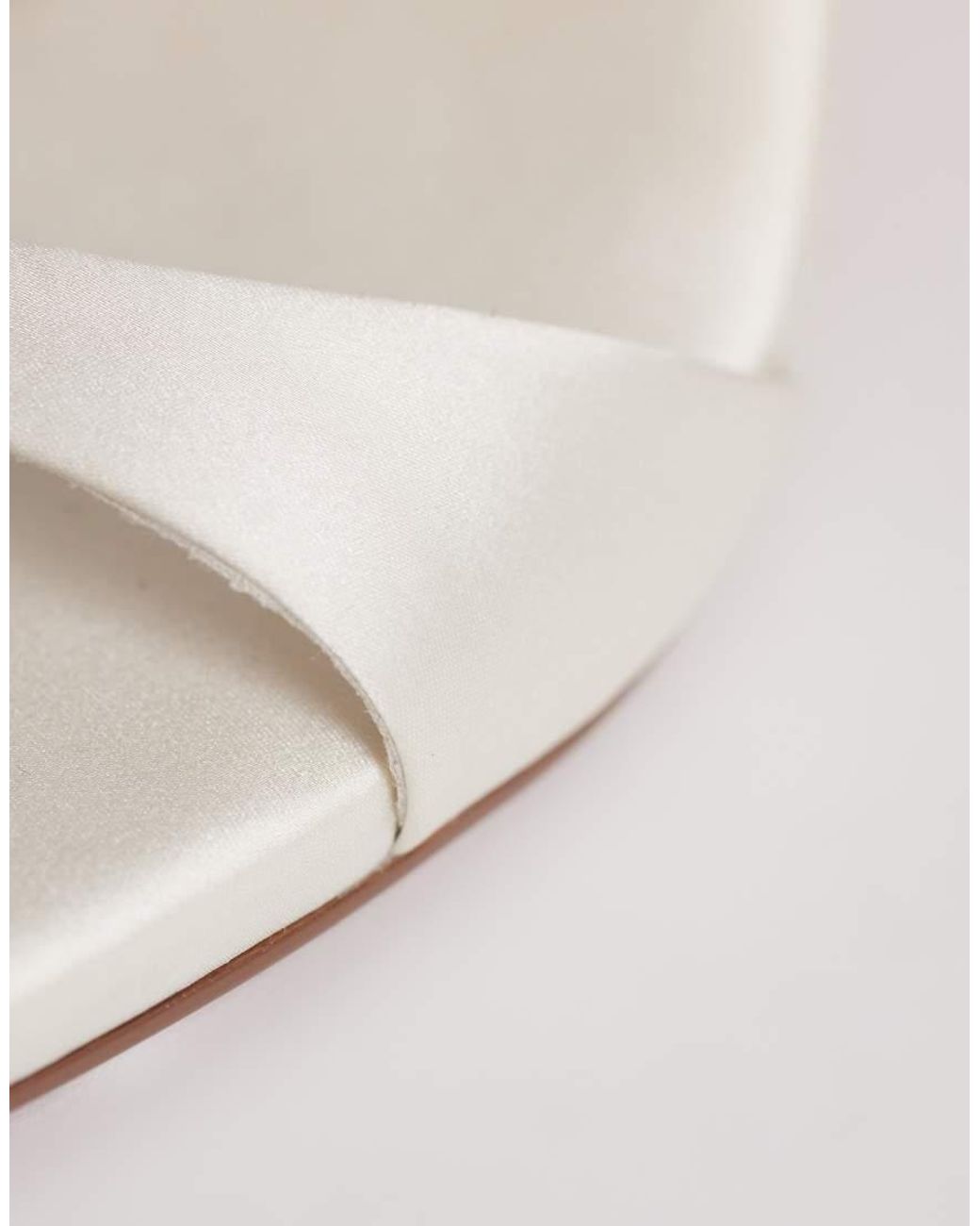Hope di ASOS in White
