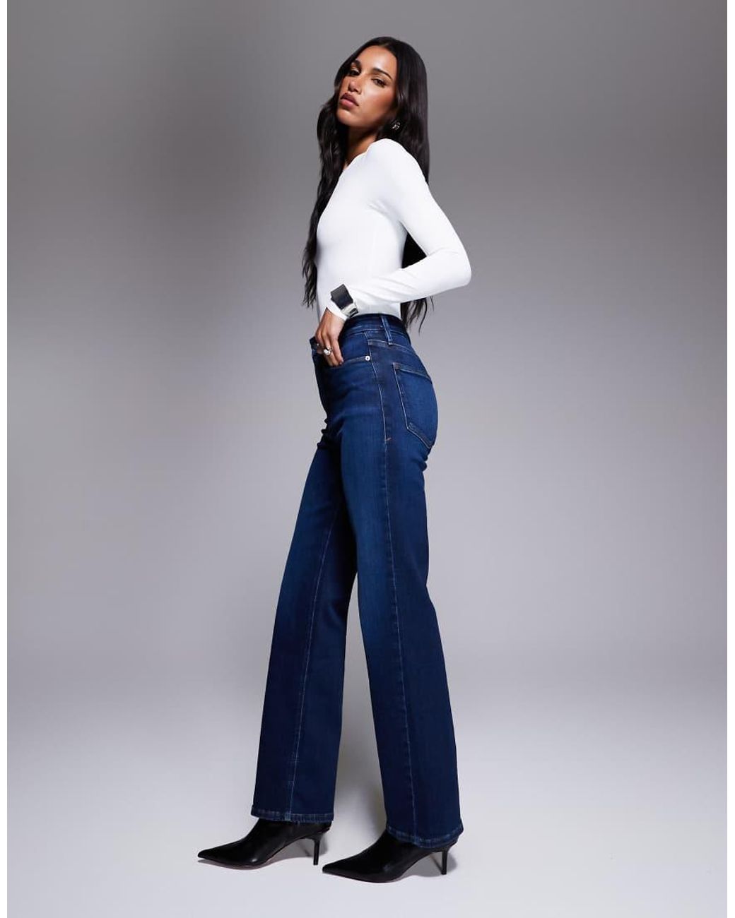 GOOD AMERICAN Blue Soft Tech Good True Straight Jeans