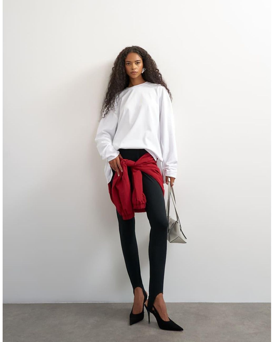 TOPSHOP White Long Sleeve Slouchy Skater Tee