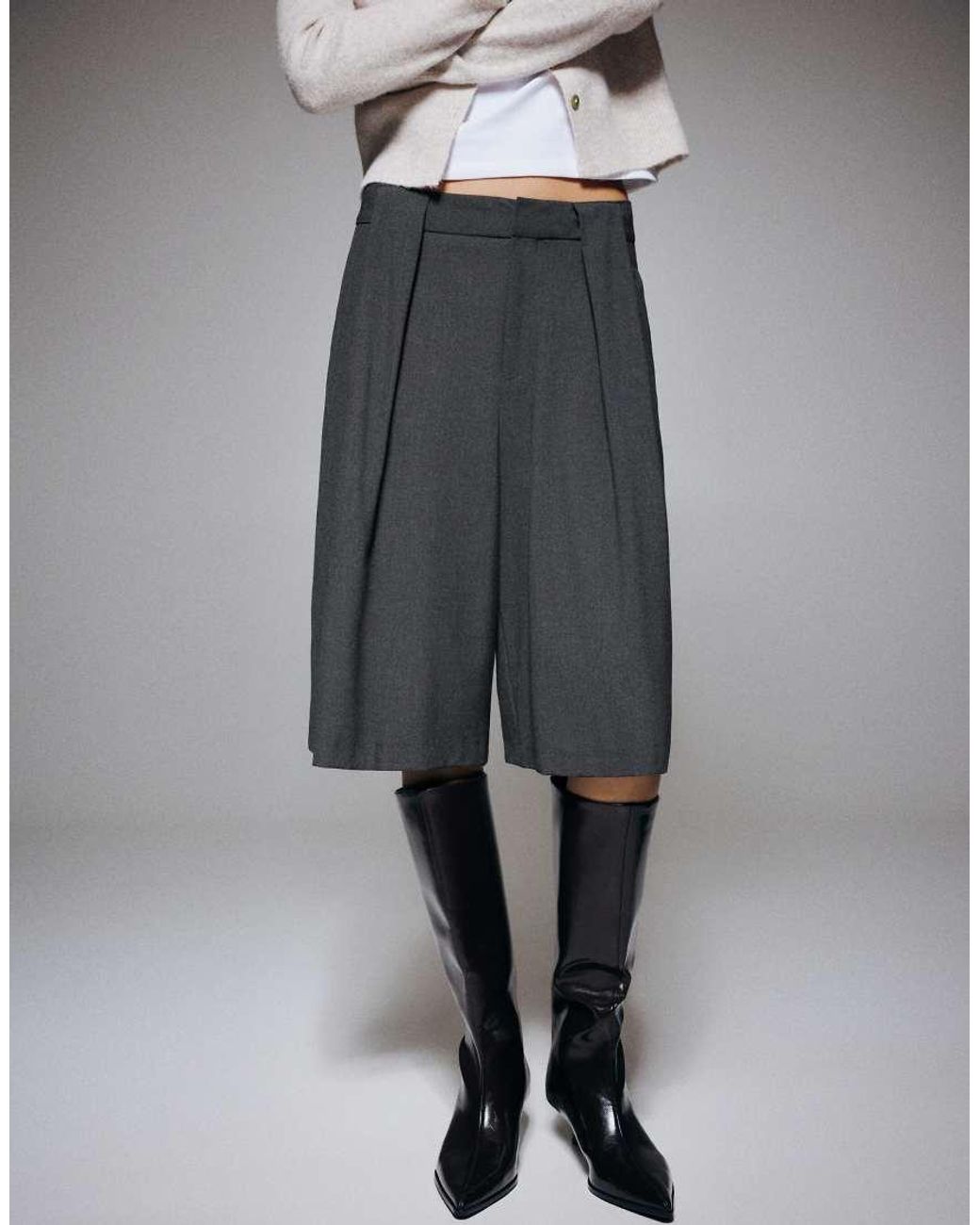 Pull&Bear Geplooide Bermudashort in het Gray