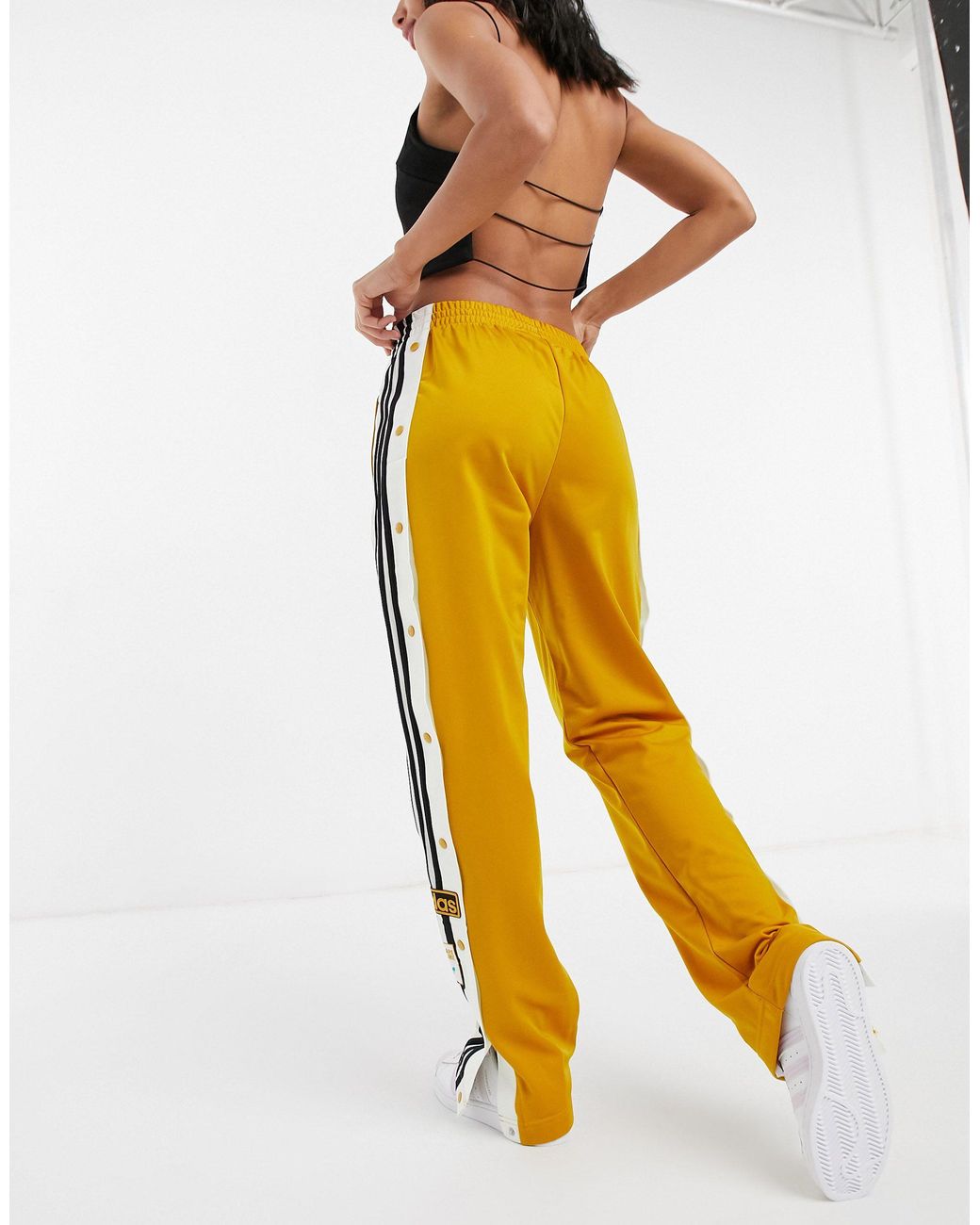 Pantalones amarillos adidas Originals de color Amarillo | Lyst