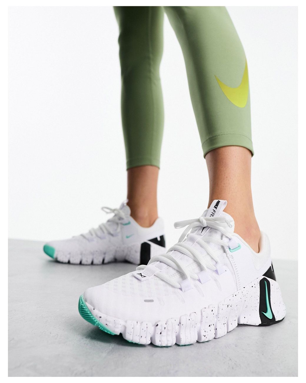 Nike Free Metcon 5 Trainers in White Lyst UK