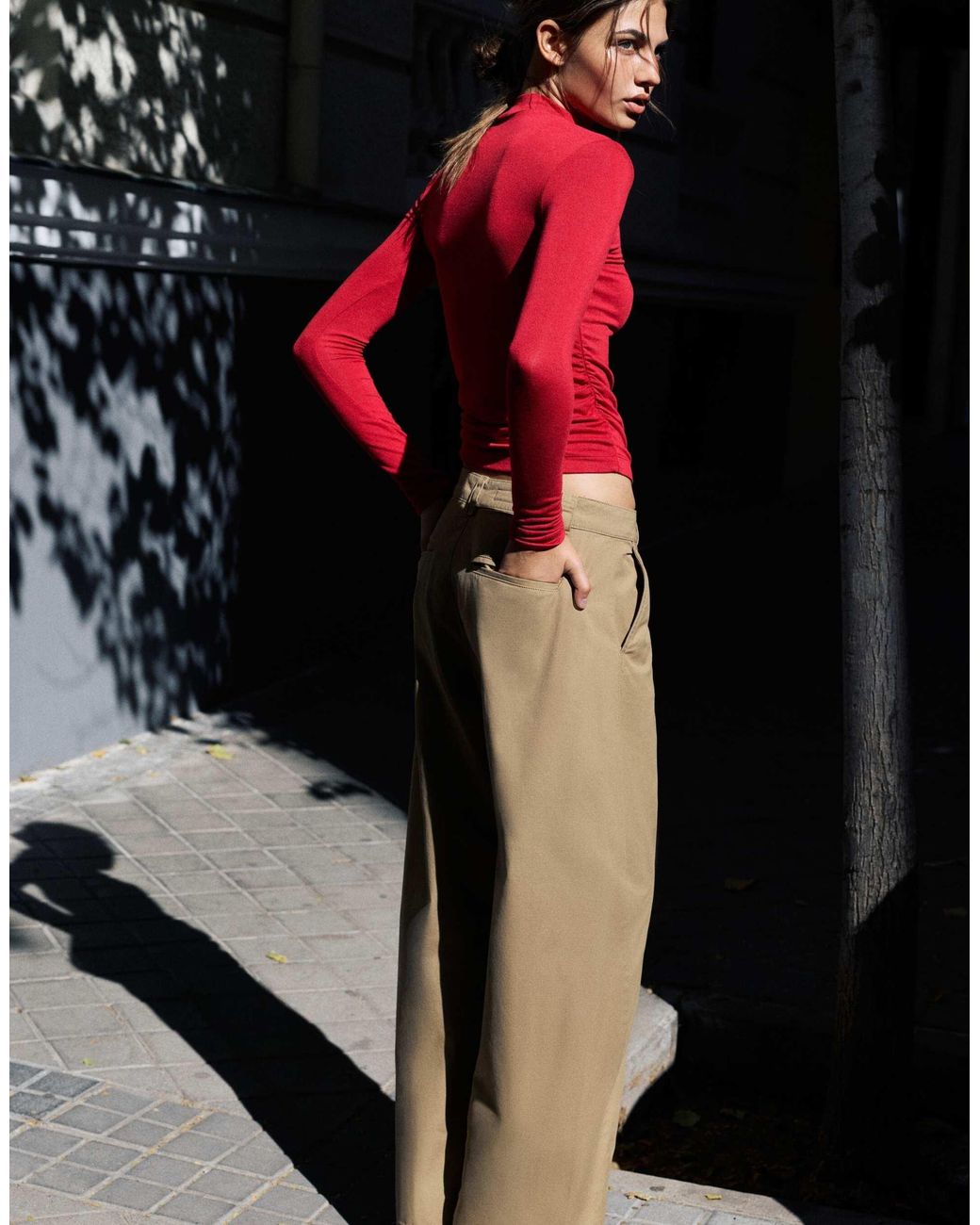Top à côtés froncés Pull&Bear en coloris Red