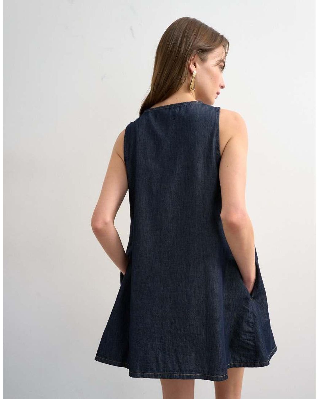 TOPSHOP Blue Denim V-neck Mini Shift Dress