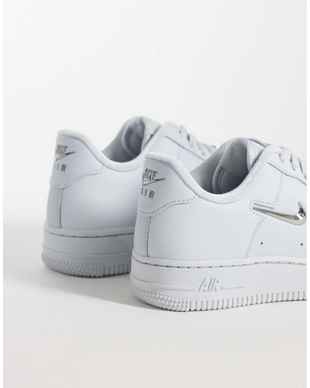 Nike White Air Force 1 '07 Trainers