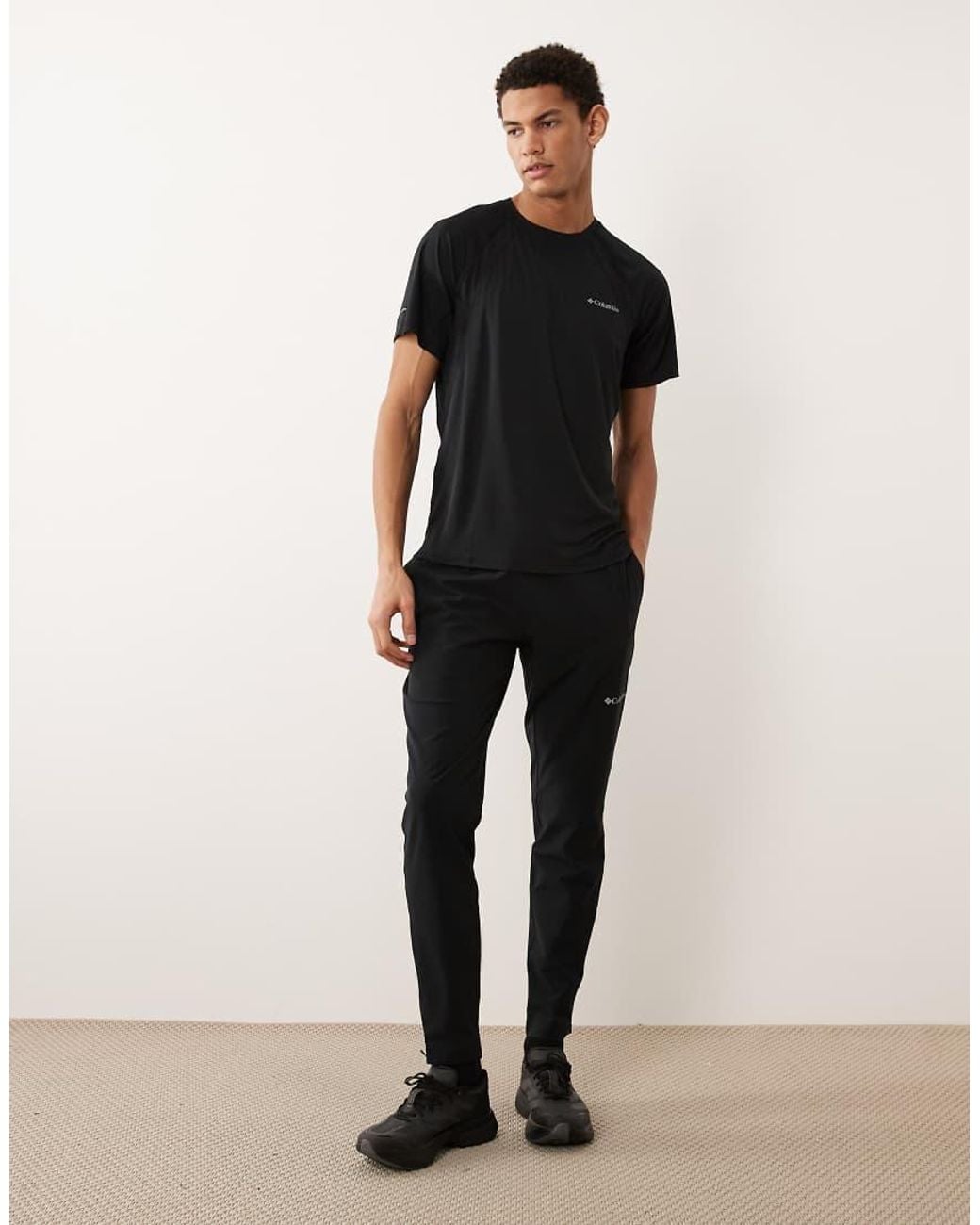 Columbia Black Stealth Spring T-shirt for men