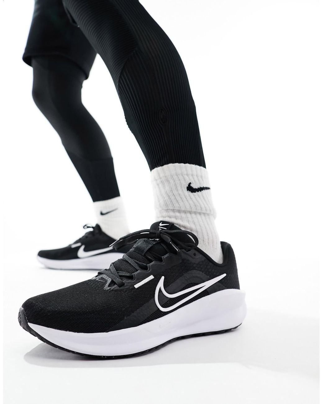 Nike Black Downshifter 13 Trainers for men